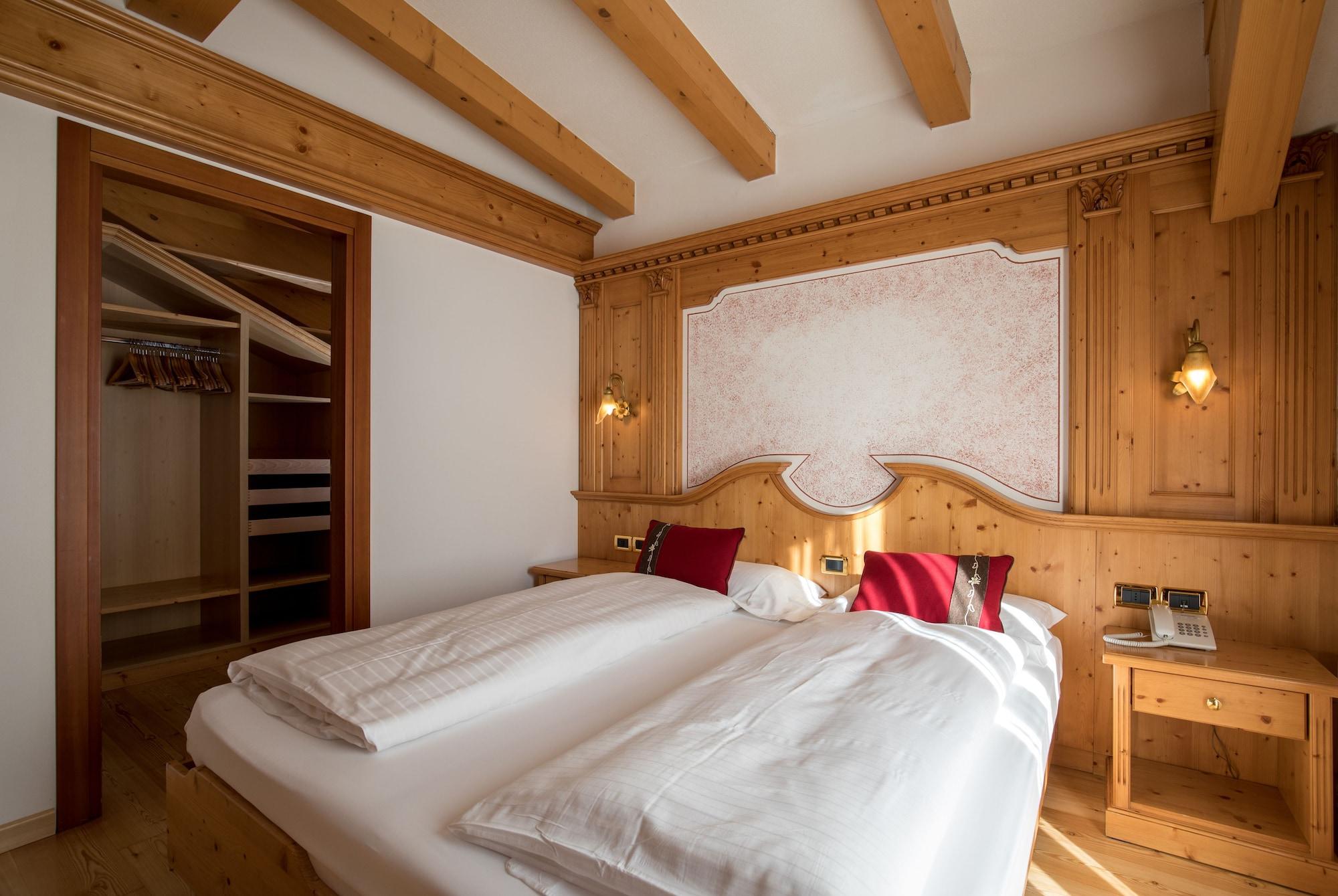 Hotel Chalet All'Imperatore Madonna Eksteriør billede