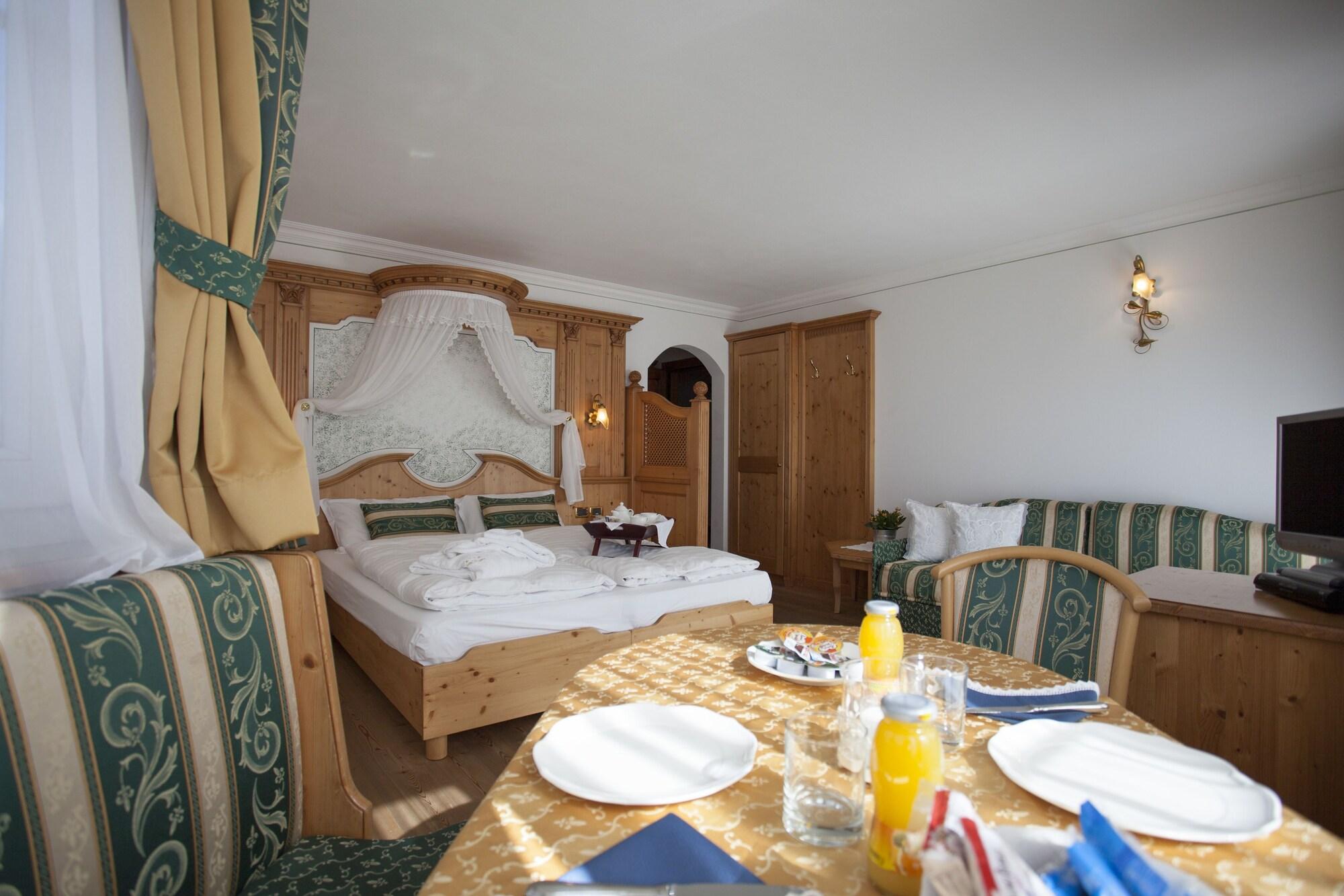 Hotel Chalet All'Imperatore Madonna Eksteriør billede