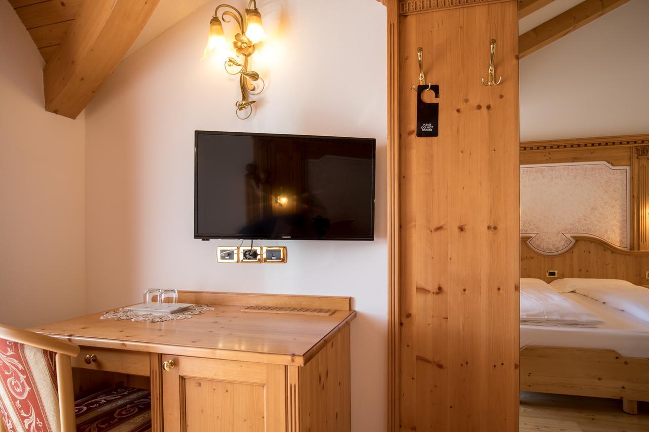 Hotel Chalet All'Imperatore Madonna Eksteriør billede