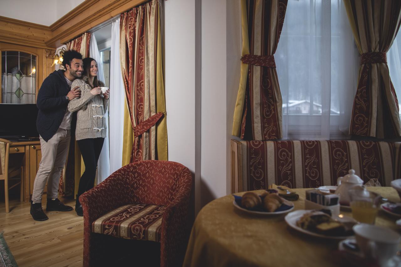 Hotel Chalet All'Imperatore Madonna Eksteriør billede