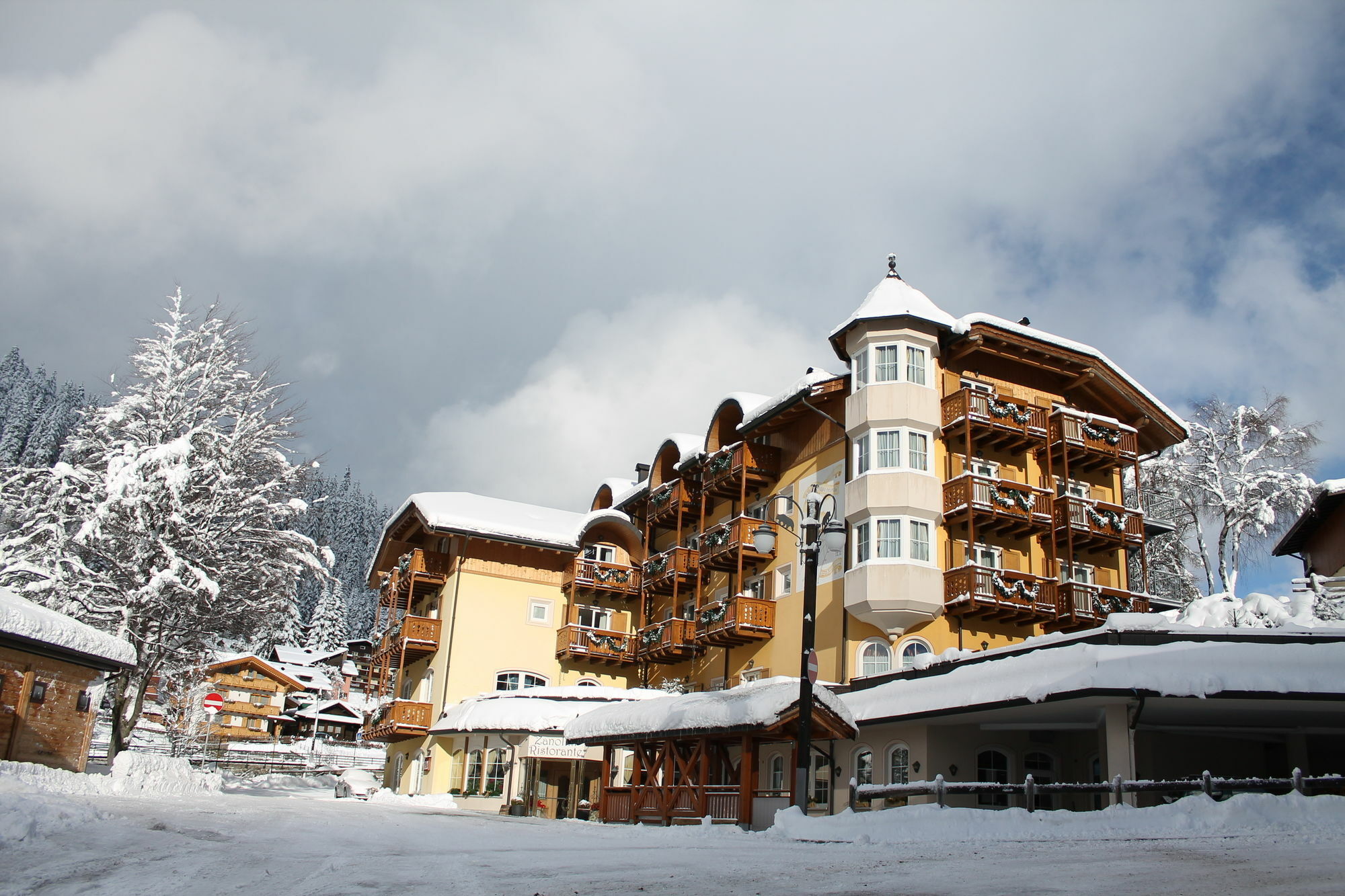 Hotel Chalet All'Imperatore Madonna Eksteriør billede